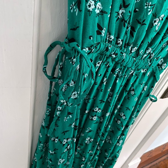 Cutest Rachel Zoe dress - Picture 3 of 6